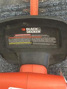 BLACK DECKER HEDGE TRIMMER TR117 Good Buya